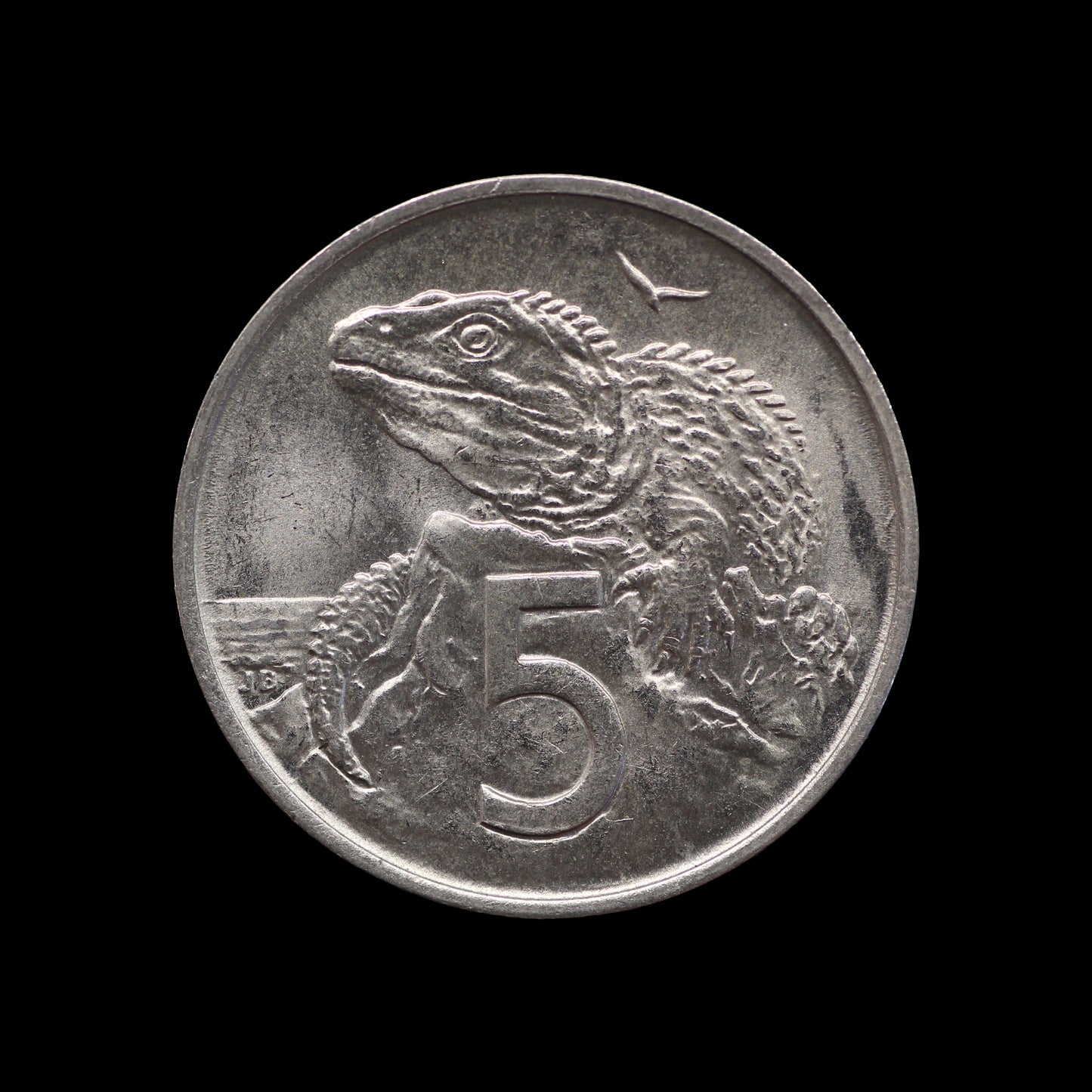 New Zealand 5 Cents 1967. No Sea to Right. UNC!